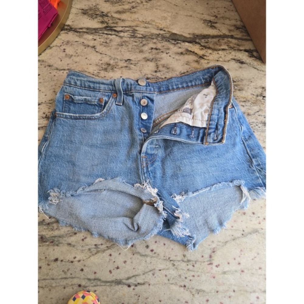 Levis cut off no tag waist 24/25 Jean Shorts